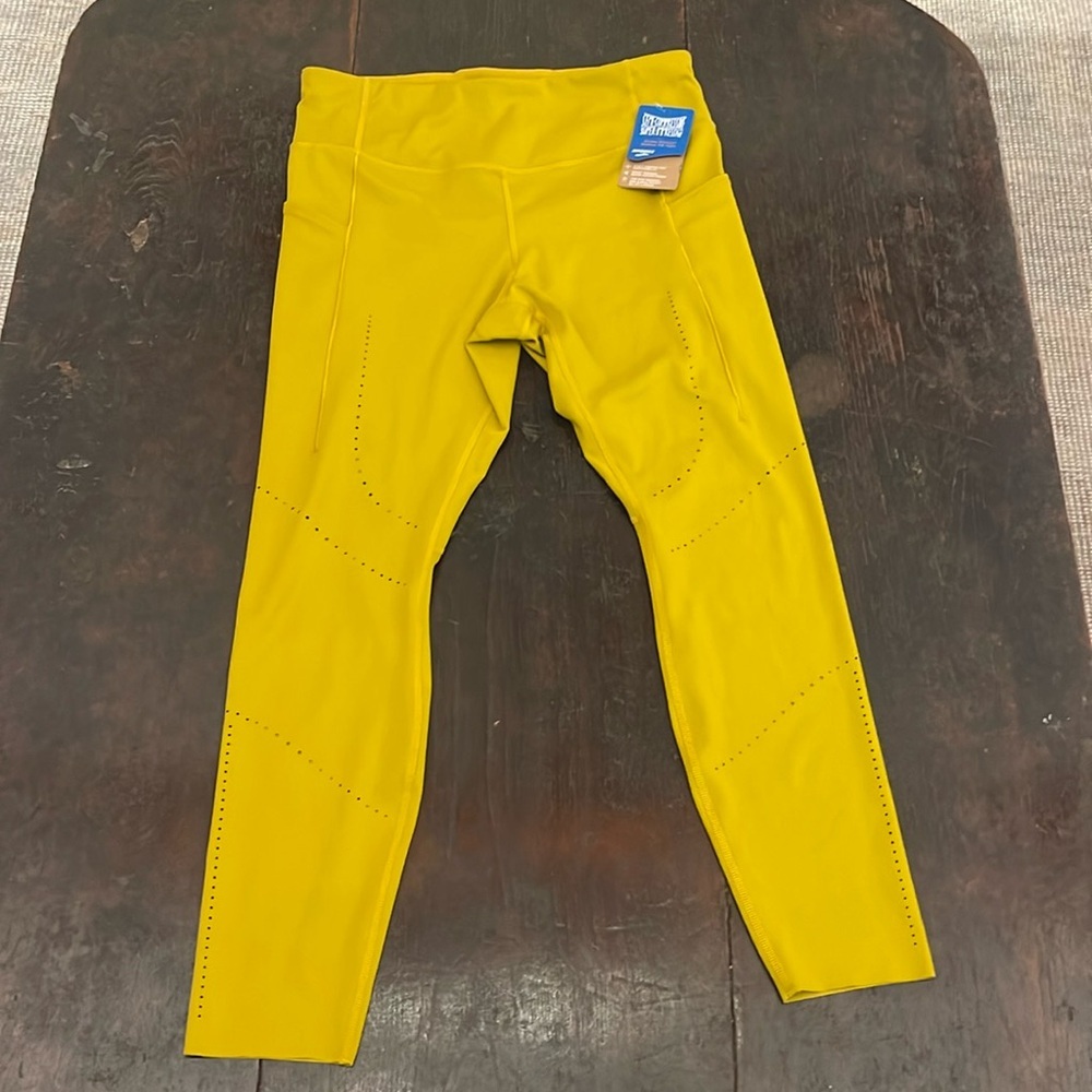 NWT Brooks Women Method 7/8 Tight - Picture 2 of 6